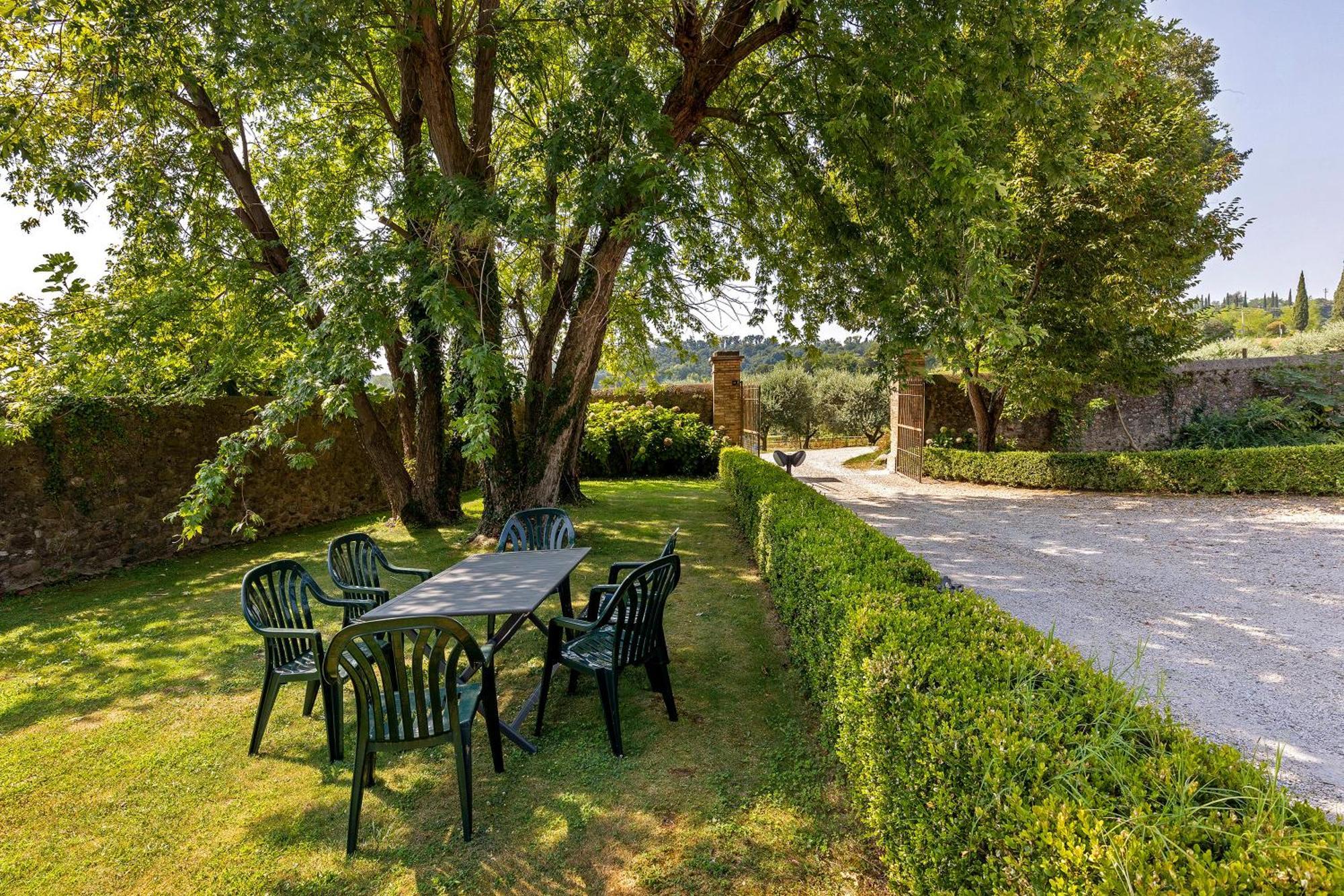 New Agriturismo Corte Olfino Monzambano Exterior foto